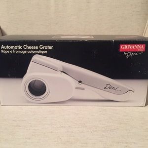 Cheese grater automatic